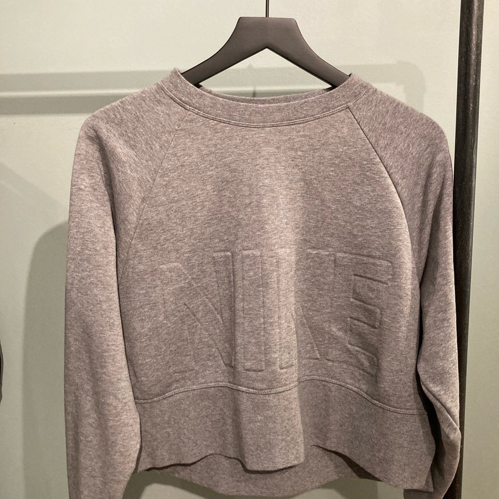 Nike cropped crew neck